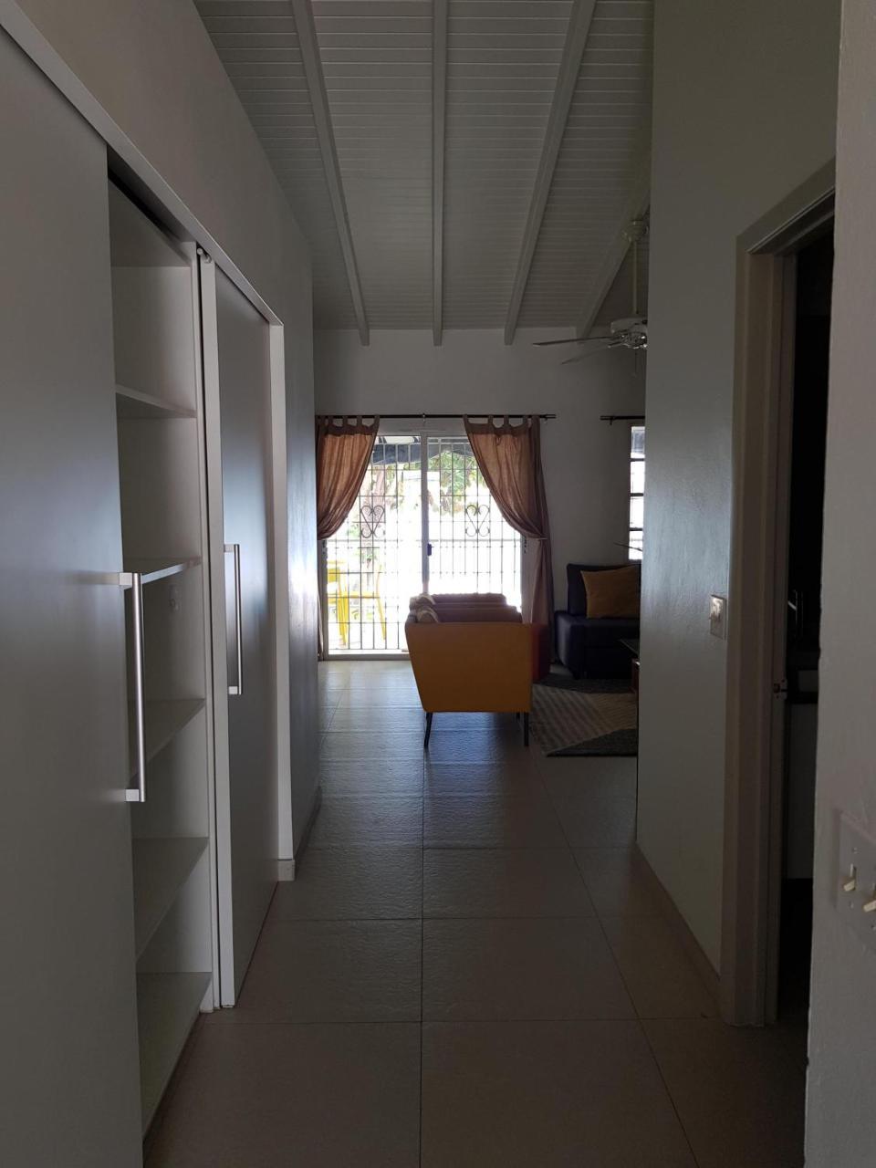 Koolbaai Lagoon Marina Apartments מראה חיצוני תמונה