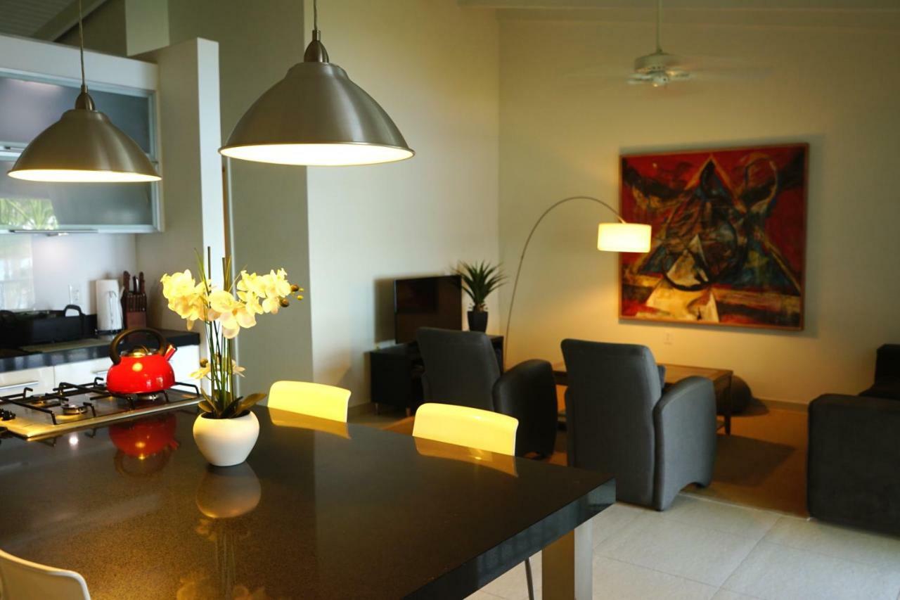 Koolbaai Lagoon Marina Apartments מראה חיצוני תמונה
